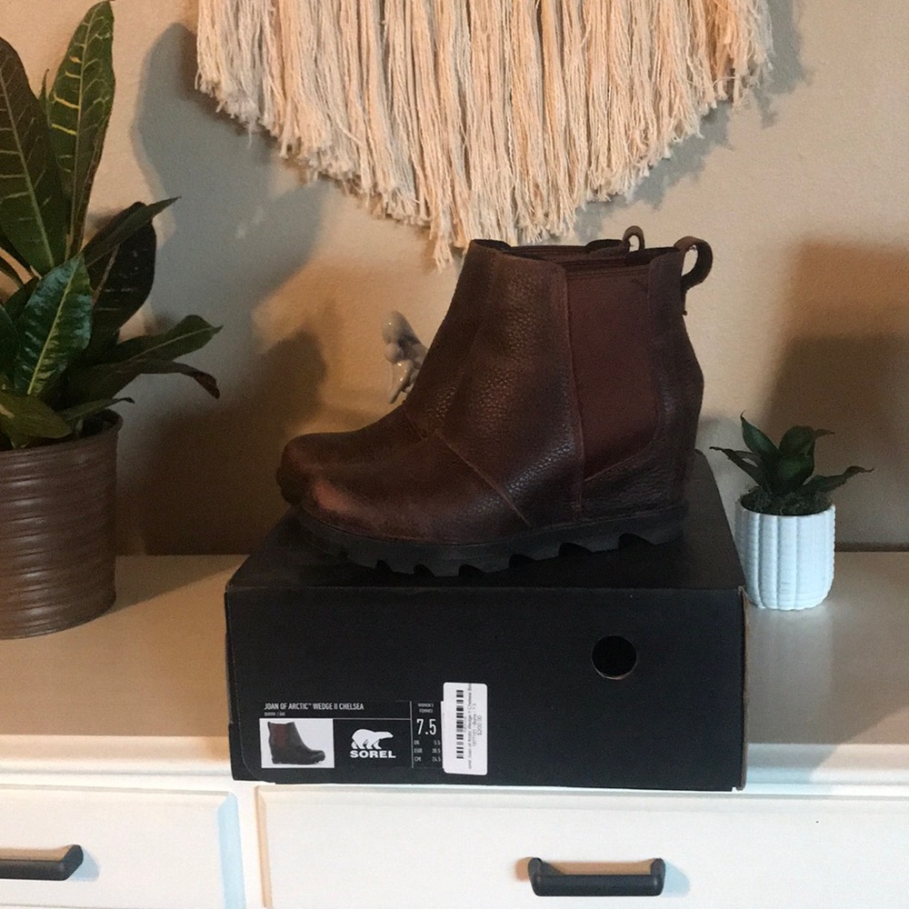 Joan of Artic Wedge II Chelsea